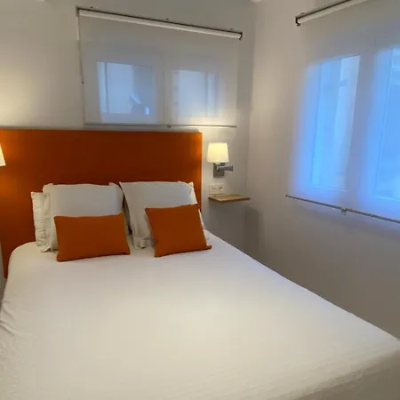 Apartament Nuevo!! San Antonio - Al Lado De La Catedral *